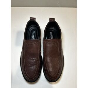 Clohoo Brown Loafer Men’s size 10 Casual Shoe Dress Shoe